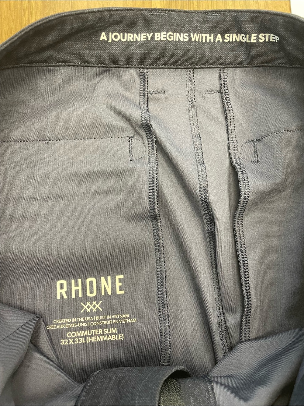 Like-new Rhone Commuter Slim Men's Pants — Size 32x29 Dark Blue